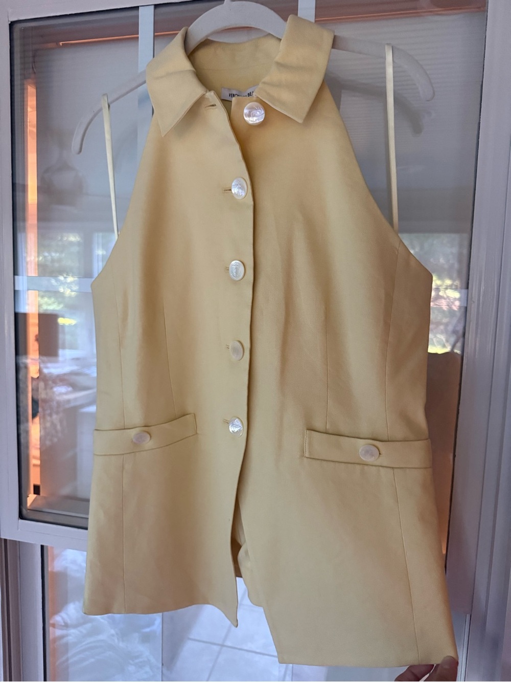 Veronica Beard Sleeveless Collared Button-Front Light Yellow Vest Shirt w/ Tags - Picture 4 of 14